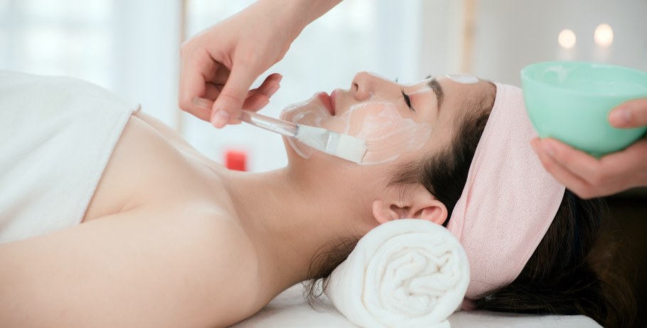 美容皮膚科でも行うEGFポレーション導入